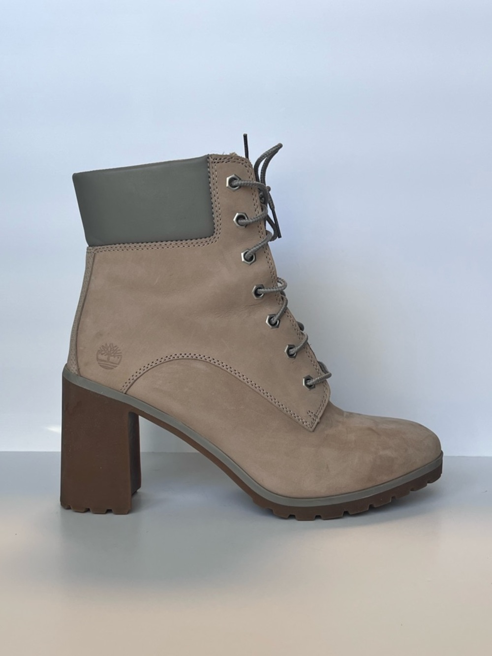 Timberland Allington Heights 6-Inch Lace-Up Heel Boots Taupe Nubuck Women’s 9
